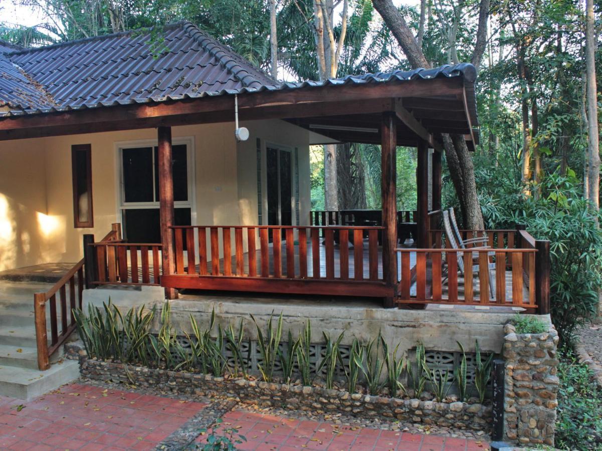 Baan Maka Nature Lodge Kaeng Krachan Exterior photo