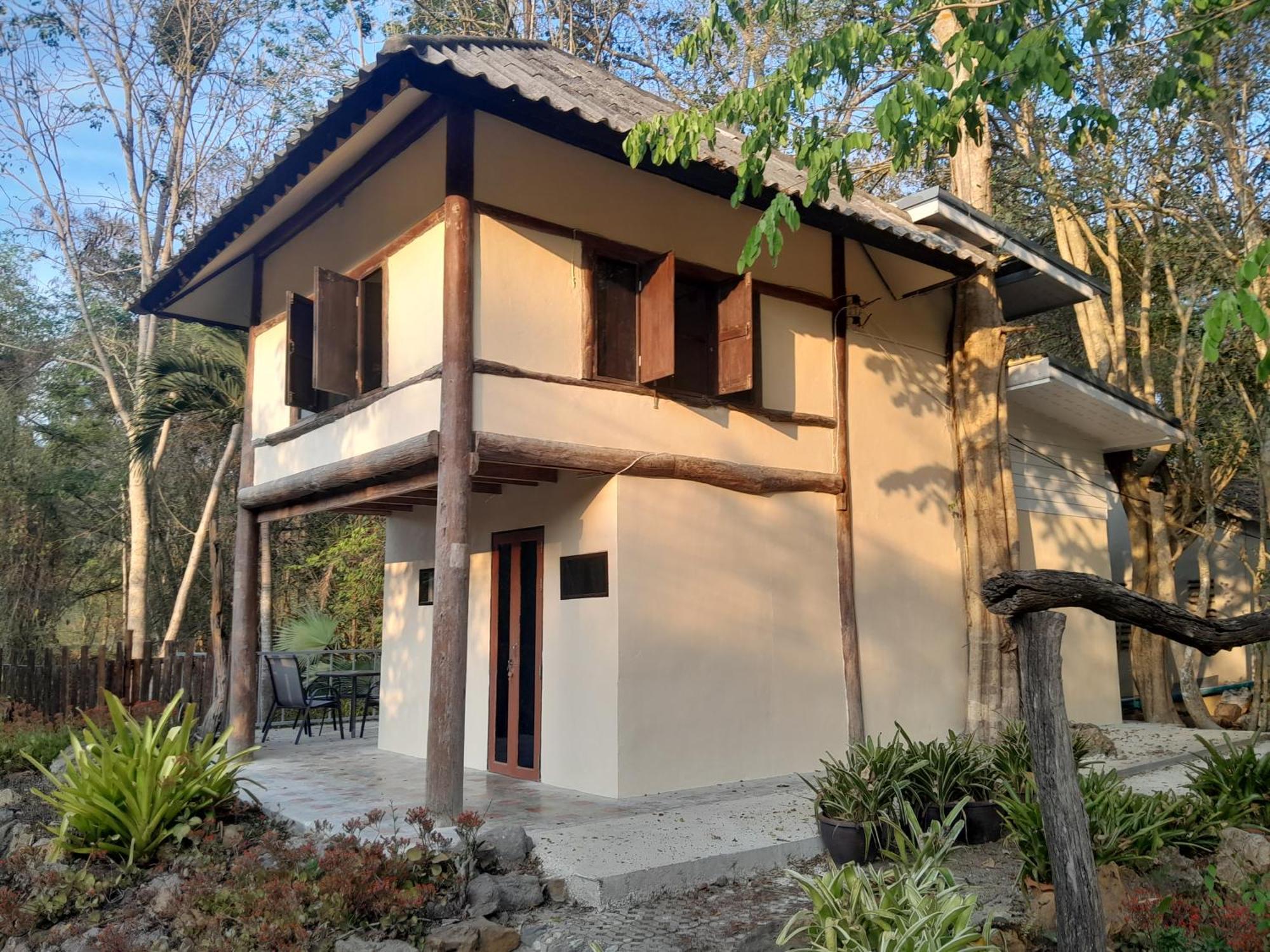 Baan Maka Nature Lodge Kaeng Krachan Exterior photo