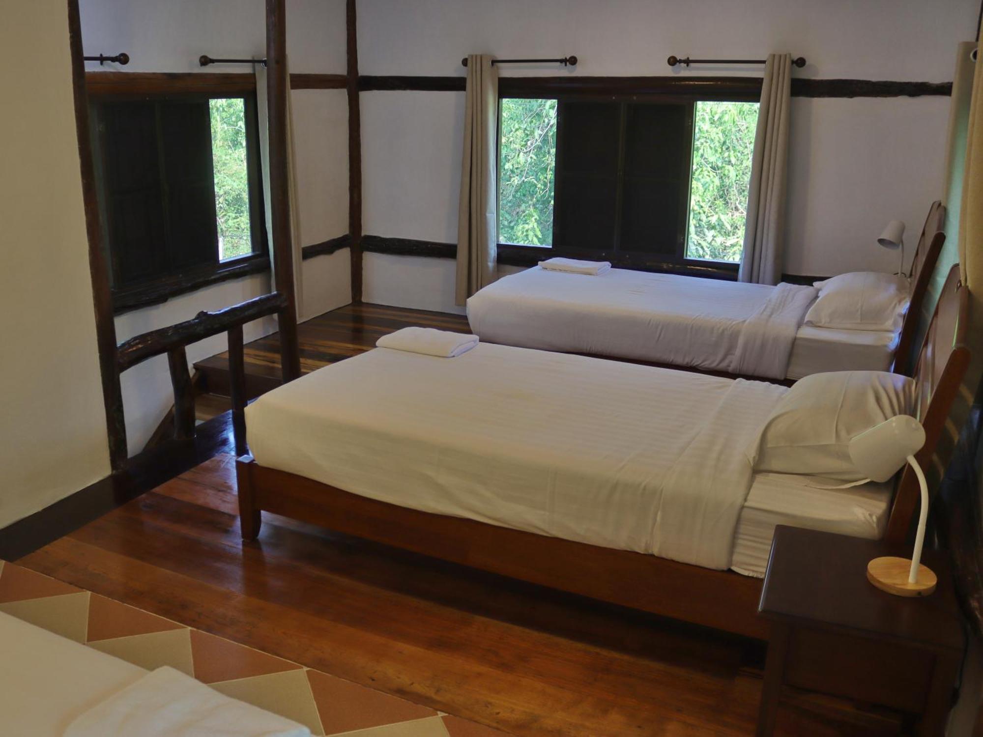 Baan Maka Nature Lodge Kaeng Krachan Exterior photo