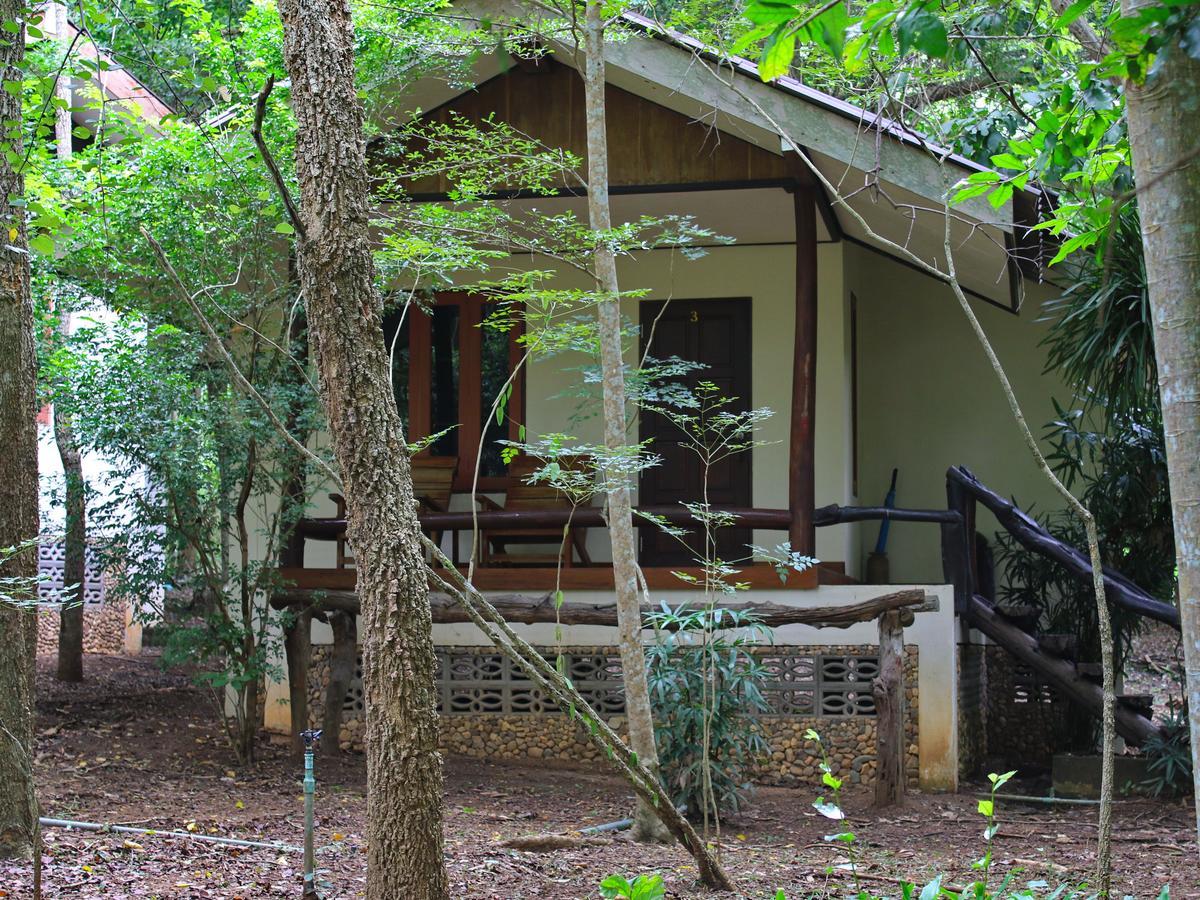 Baan Maka Nature Lodge Kaeng Krachan Exterior photo